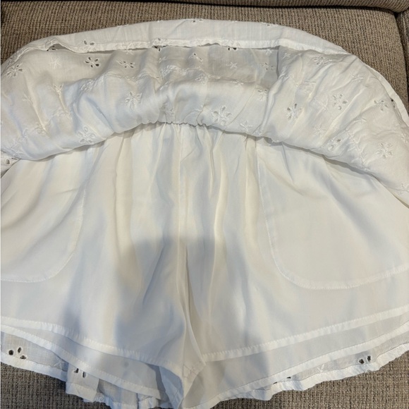 Hollister White Floral Mini Skirt - Picture 5 of 7